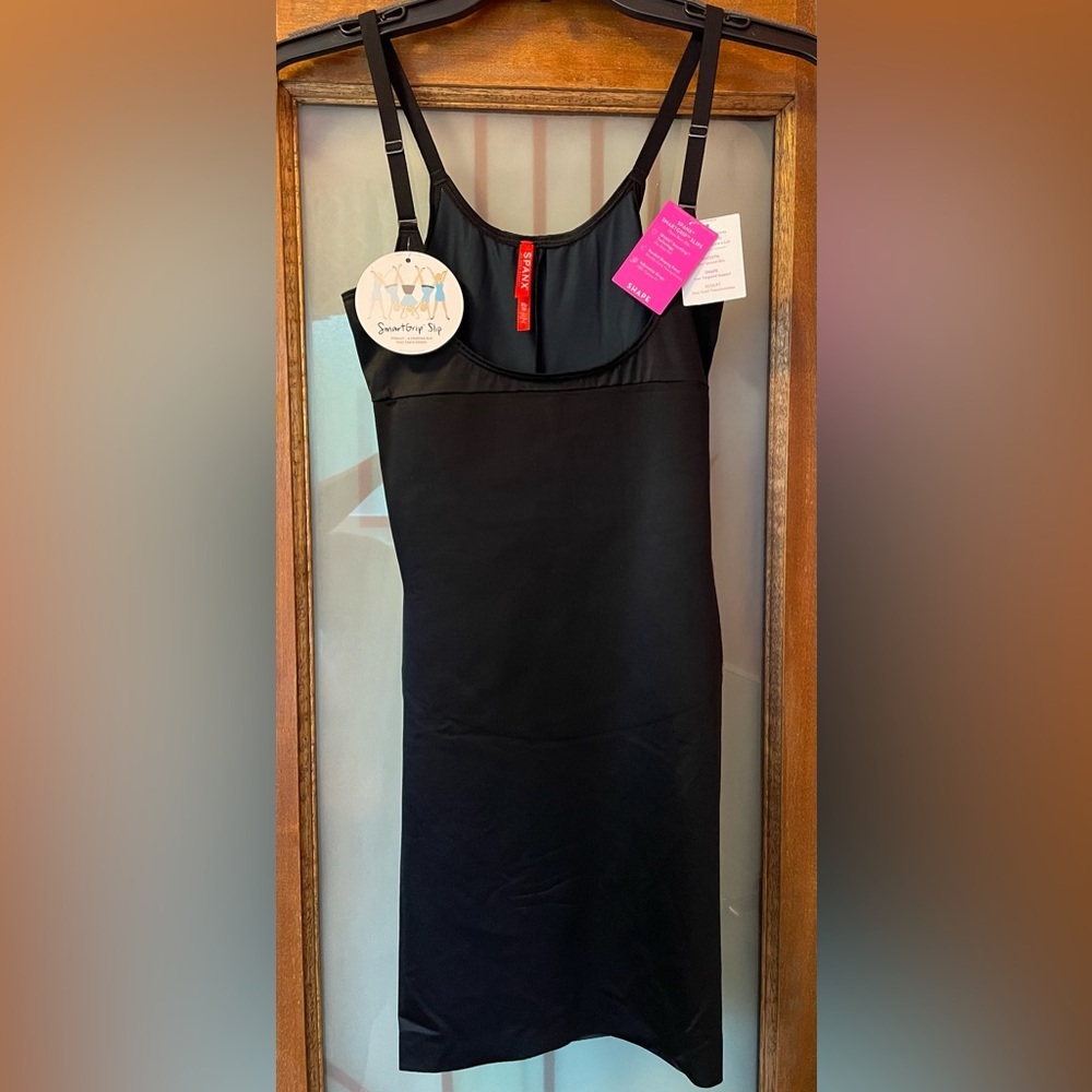 Spanx Women Smart Grip Slip Shapeware Very Black Open Bust NWT XS